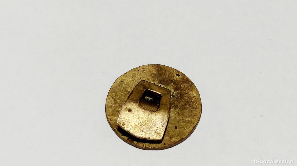 Pins de colecci&oacute;n: Antigua insignia de solapa - Foto 2