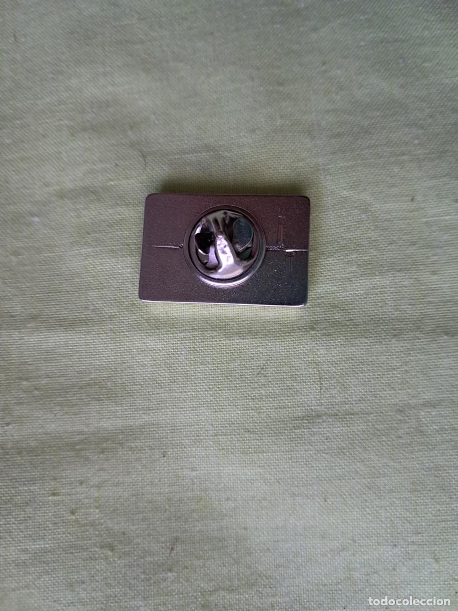 Pins de colecci&oacute;n: PIN CON LA LEYENDA &rdquo;&iexcl;VAMOS LE&Oacute;N!&rdquo; - Foto 2