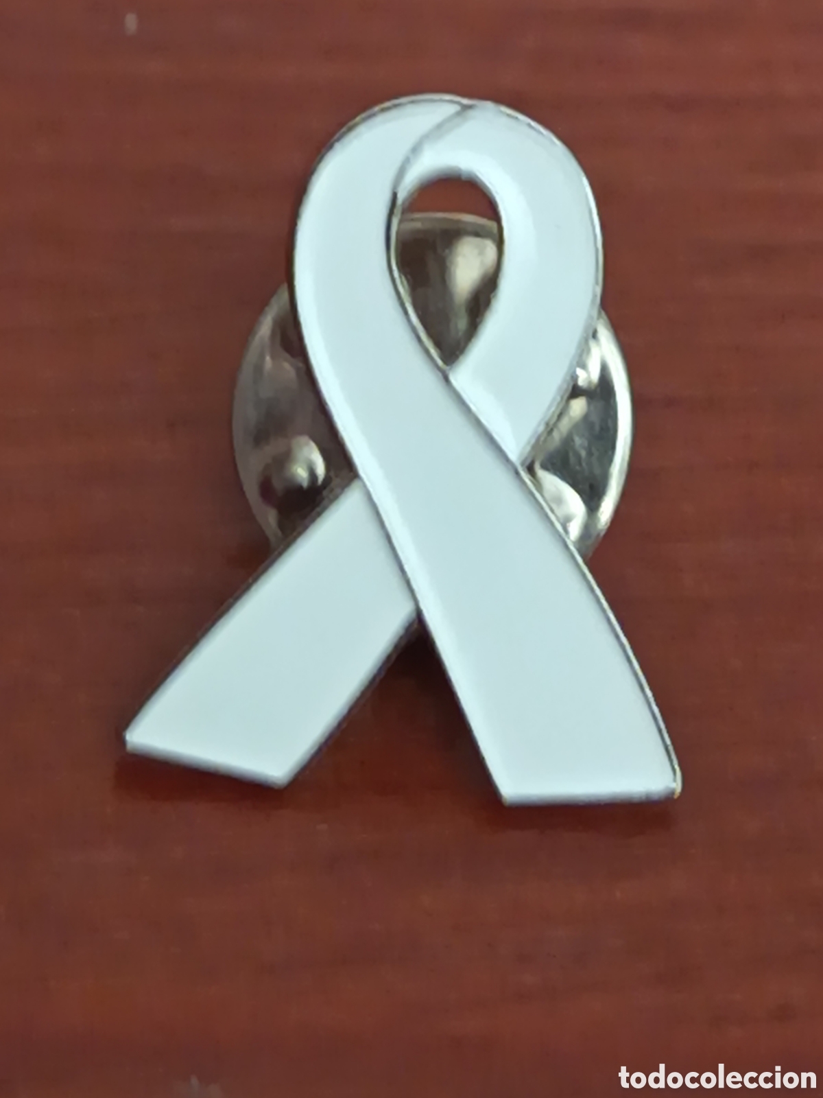 Pins de colecci&oacute;n: Pin s&iacute;mbolo de la Paz - Foto 1