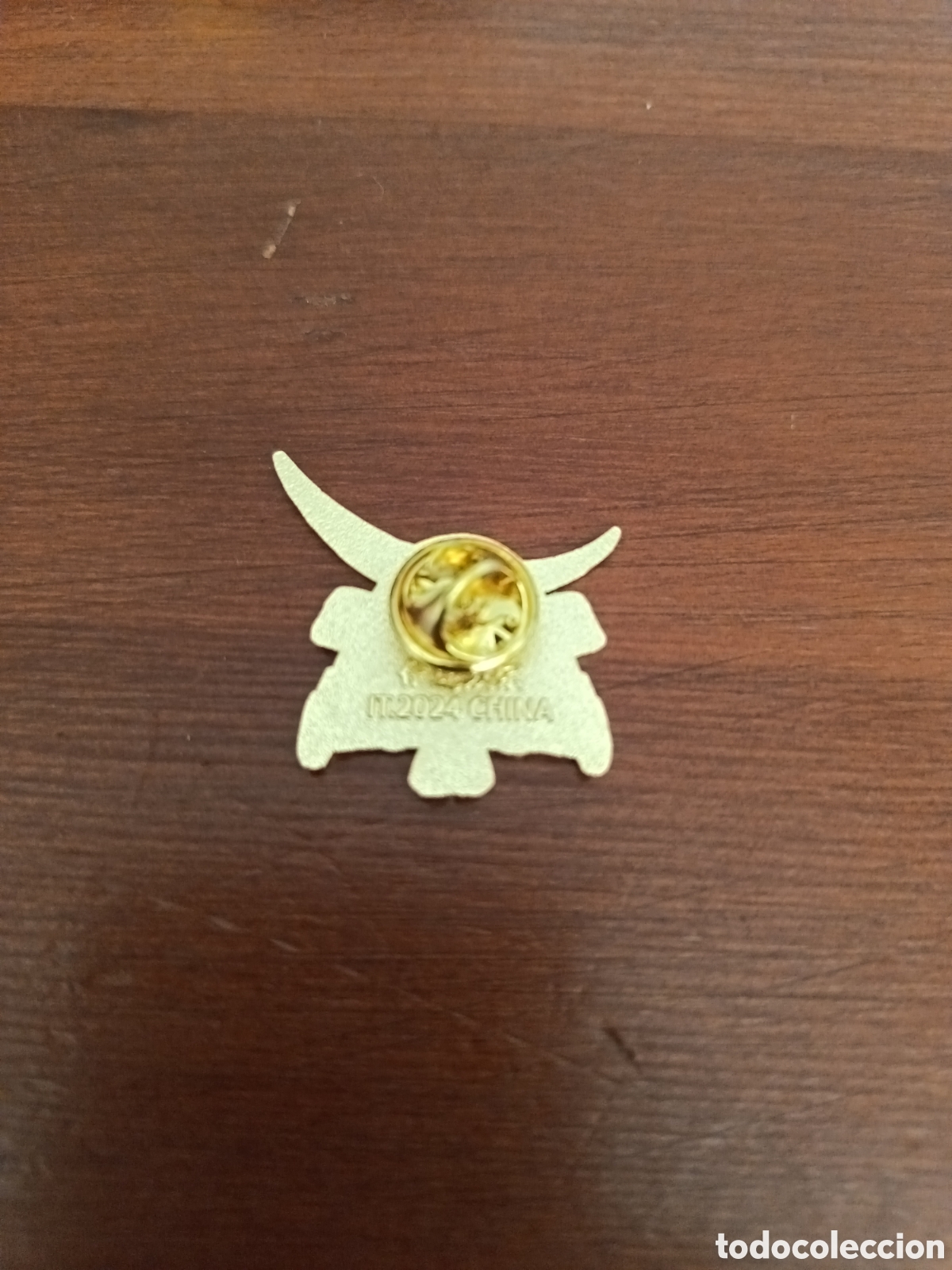 Pins de colecci&oacute;n: Pin Casco Samur&aacute;i Nuevo - Foto 2