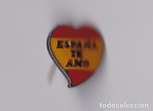 Pins de colecci&oacute;n: Antigua aguja de el mapa de Espa&ntilde;a en forma de corazon - Foto 1