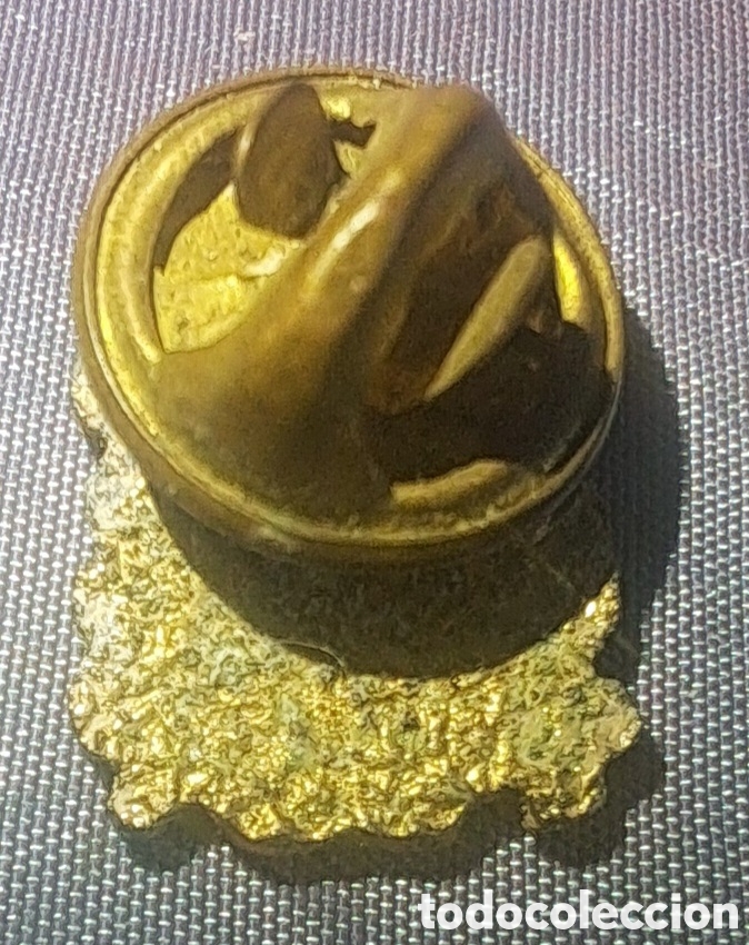 Pins de colecci&oacute;n: PIN ESCUDO HER&Aacute;LDICO DE LE&Oacute;N - Foto 2