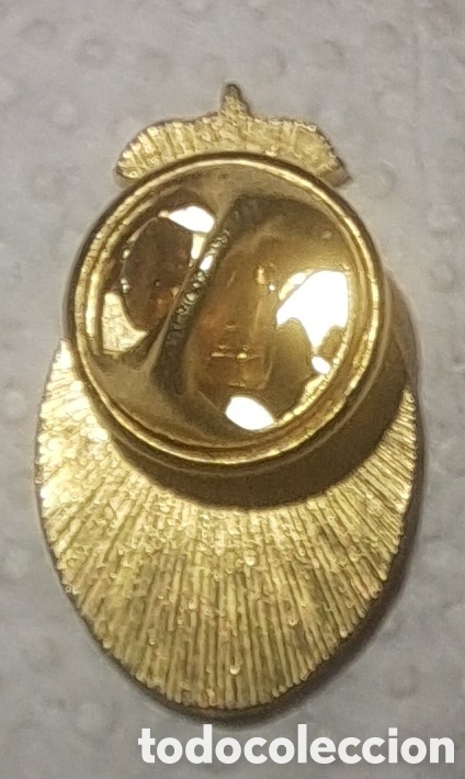 Pins de colecci&oacute;n: PIN FORMA DE MEDALLA RELIGIOSA - Foto 2