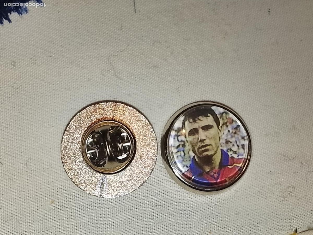 Pins de colecci&oacute;n: pin redondo metal - f&uacute;tbol barca futbol club barcelona jugadores de todos los tiempos ver mas