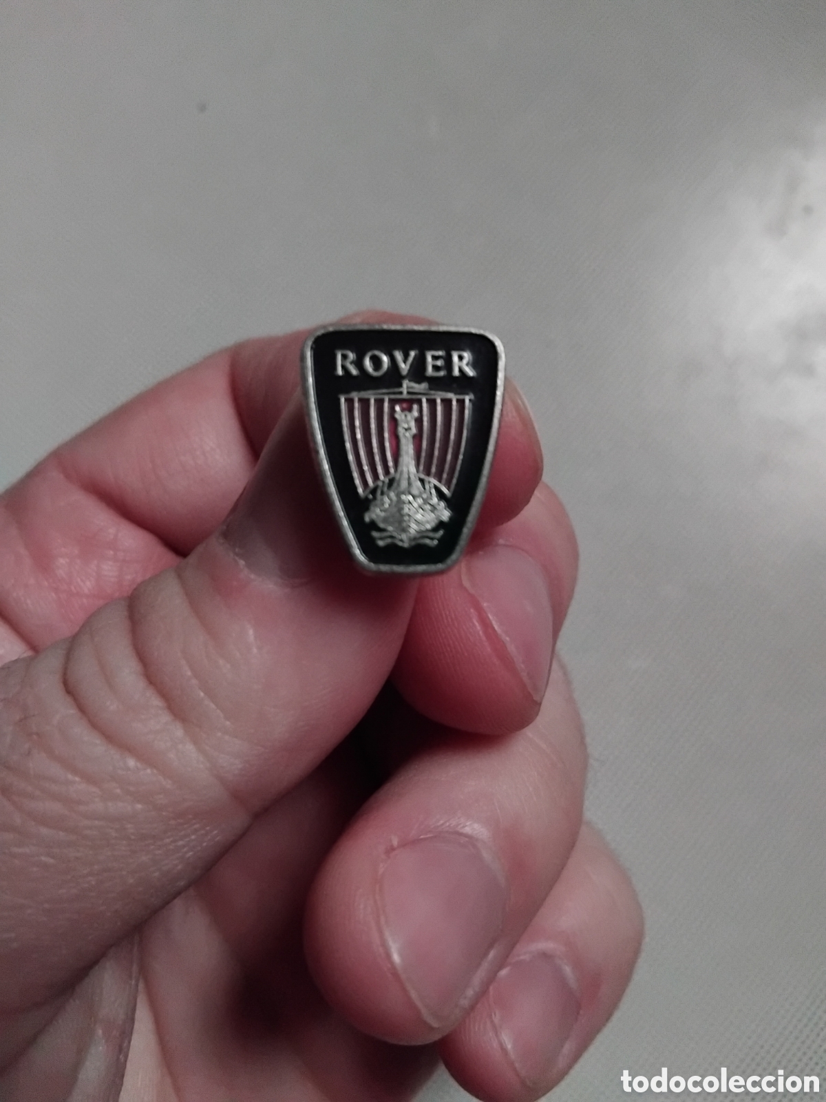 Pins de colecci&oacute;n: Ve Antiguo Pin de Rover - Foto 2