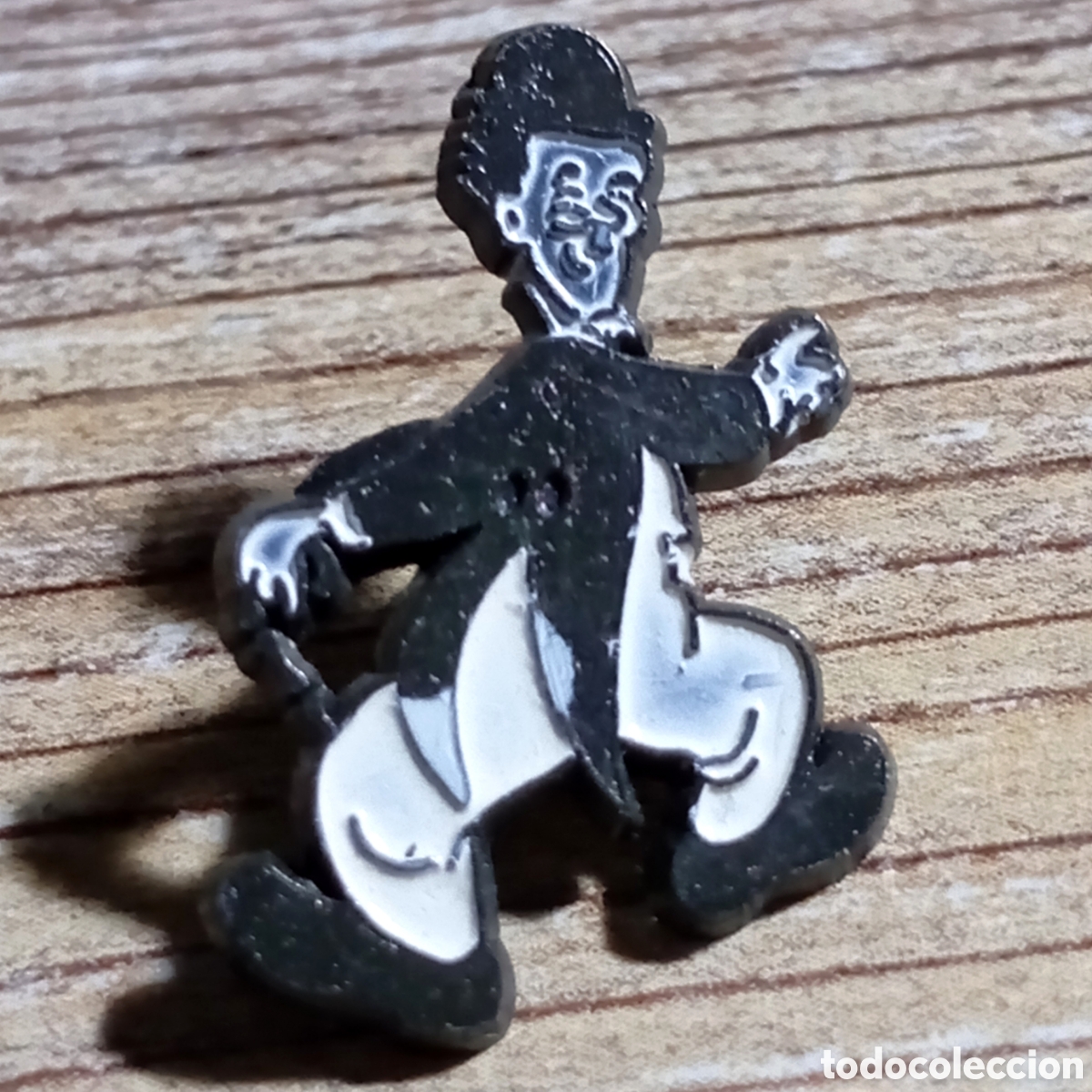 Pins de colecci&oacute;n: PIN CHARLOT CHARLIE CHAPLIN ACTOR CINE MUDO