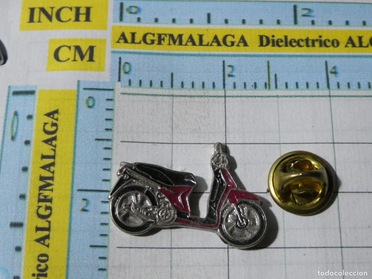 Pins de colecci&oacute;n: PIN DE COCHES MOTOS. MOTO SCOOTER
