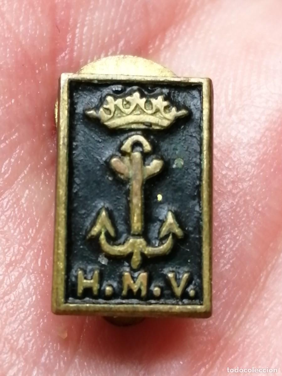 Pin's de collection: PINS DE OJAL SOLAPA HERMANDAD DE MARINEROS VOLUNTARIOS HMV INSIGNIA DISTINTIVO