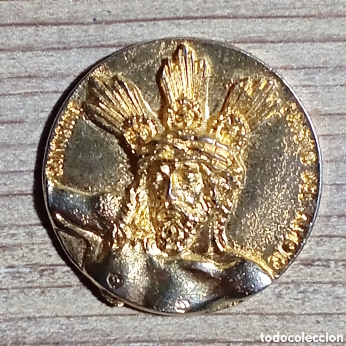 Collection pins: MEDALLA/MONEDA CRISTO NUESTRO PADRE JES&Uacute;S DEL AMOR Y DE LA ENTREGA GRANADA SEMANA SANTA COFRAD&Iacute;A