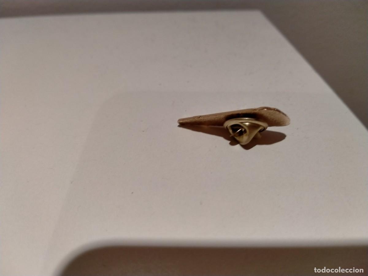 Pins de colecci&oacute;n: Pin de Electrotren Renfe El Platanito - Foto 2