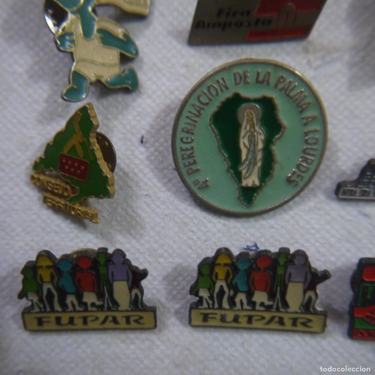 Pins de colecci&oacute;n: LOTE DE 39 PINS VARIADOS - Foto 4