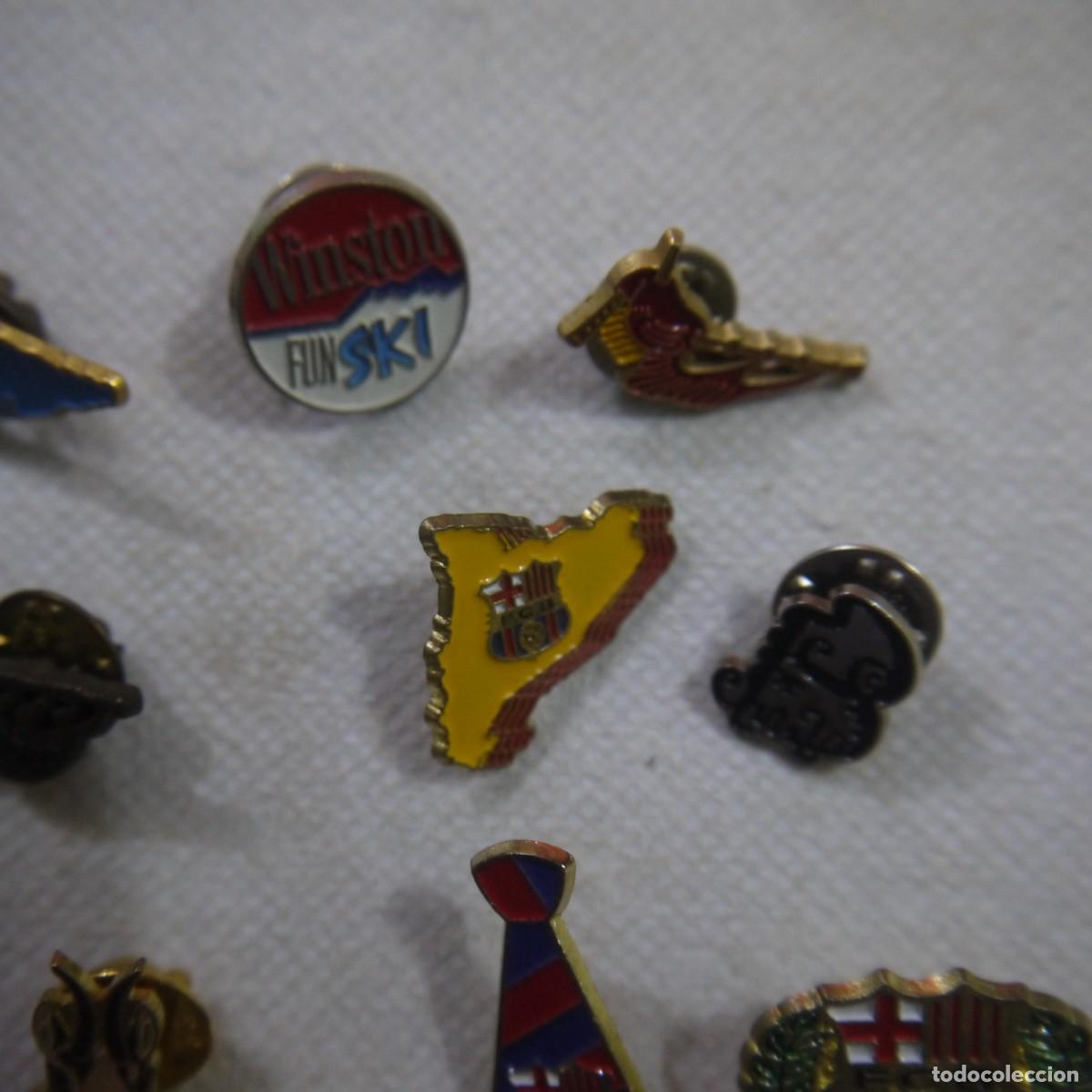 Pins de colecci&oacute;n: LOTE DE 39 PINS VARIADOS - Foto 14