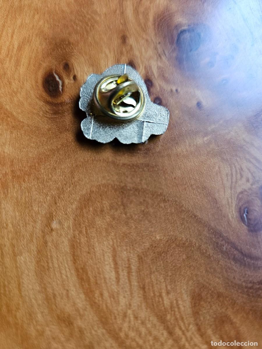 Pins de colecci&oacute;n: PIN NUEVO - GRADA LINEX - Foto 2