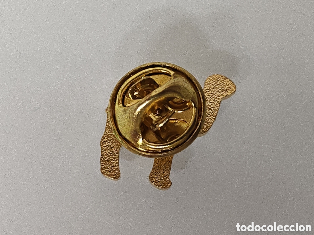 Pins de colecci&oacute;n: ANTIGUO PIN CAMEL 24 DIF&Iacute;CIL - Foto 3