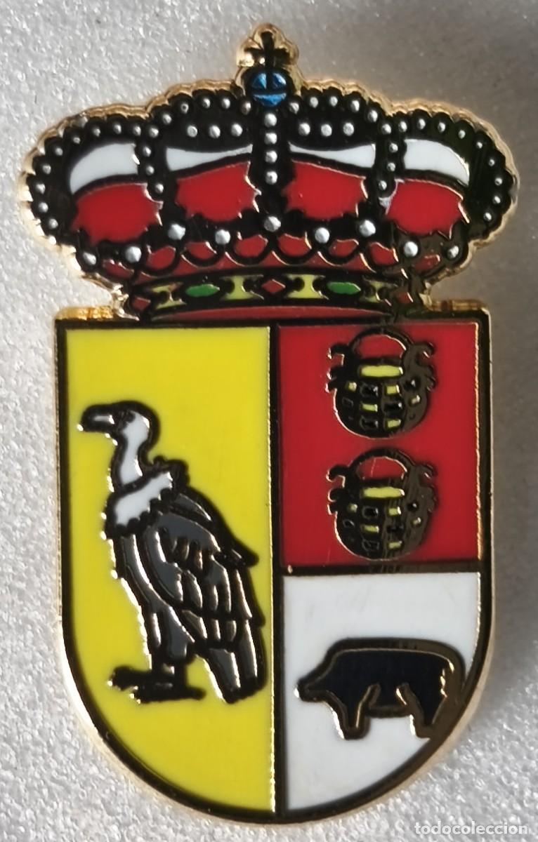 Pins de colecci&oacute;n: Pin Escudo Heraldico Ayuntamiento de Pasaron de la Vera Caceres