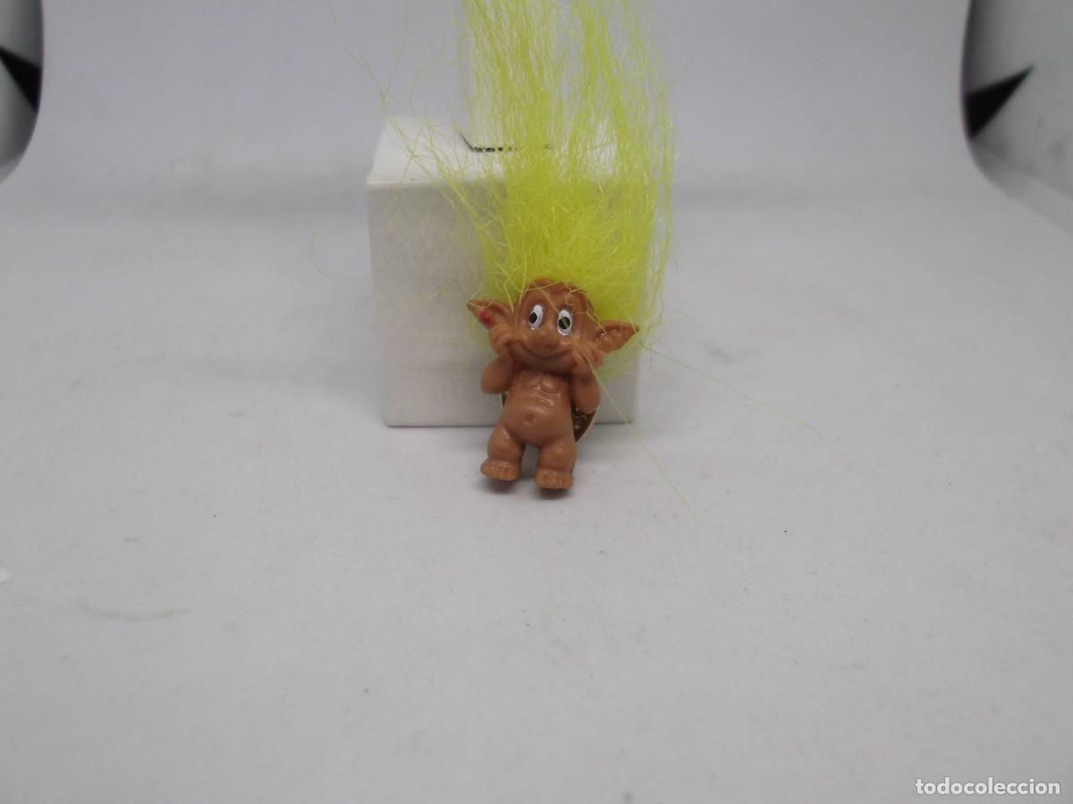 Pins de colecci&oacute;n: Pin de troll con pelo amarillo. - Foto 2
