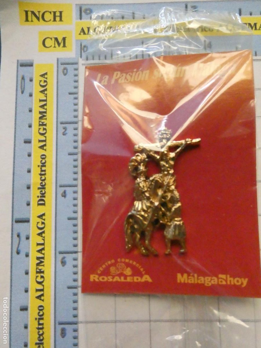 Pins de colecci&oacute;n: INSIGNIA MEDALLITA RELIGIOSA SEMANA SANTA DE M&Aacute;LAGA HERMANDAD COFRAD&Iacute;A. CRISTO DE LA SANGRE