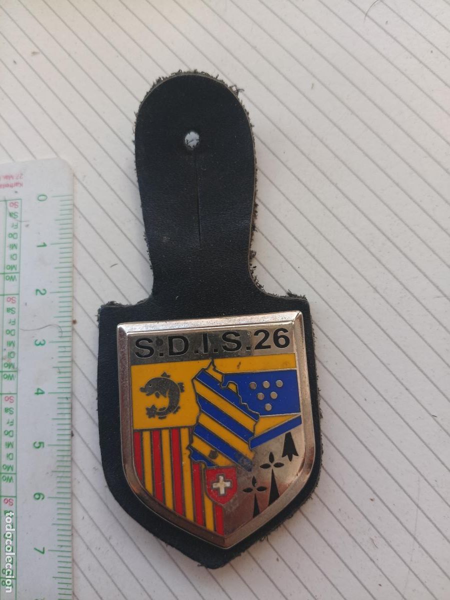 Pins de colecci&oacute;n: Francia, Dr&ocirc;me (SDIS 26 - Service D&eacute;partemental d'Incendie et de Secours). Insignia de bomberos