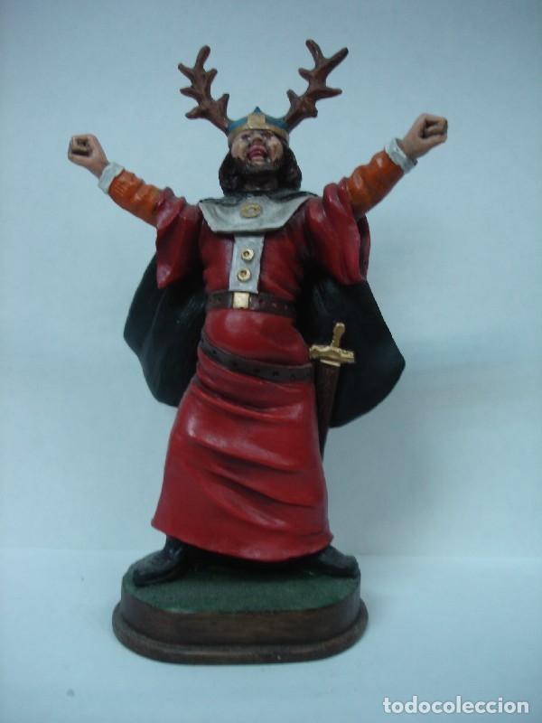 Pins de colecci&oacute;n: Figura Resina Erik el fuerte serie El Capitan Trueno (a pintar por el comprador) - Victor Mora