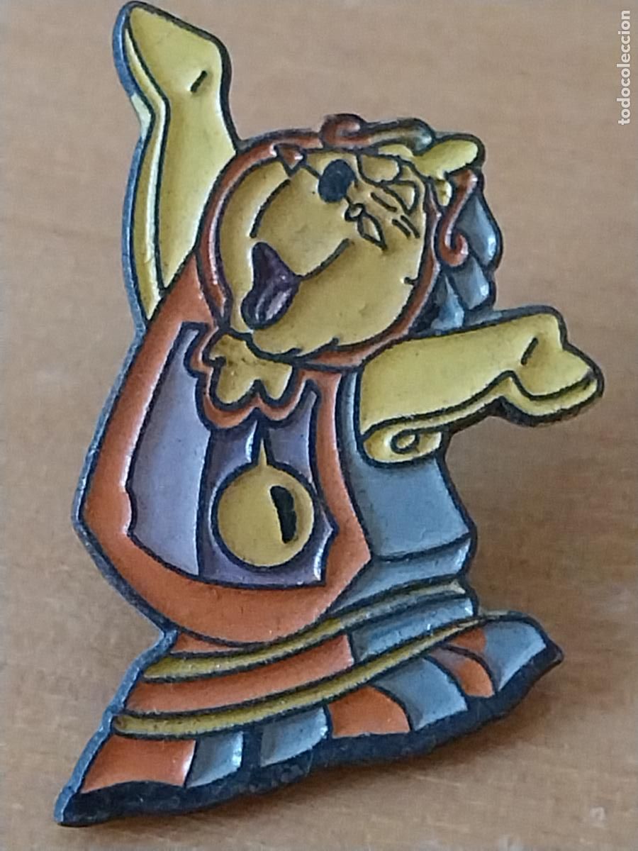 Pins de colecci&oacute;n: BELLA BESTIA DISNEY RELOJ PIN PINCHO PINTURA LACADA 2.93CMS ALTO