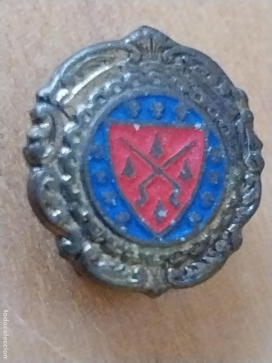 Pins de colecci&oacute;n: ESCUDO CUATRO ABETOS ENTRE ASPA INSIGNIA OJAL PINTURA LACADA 1.56CMS ALTO POR DETERMINAR ANTIGUO