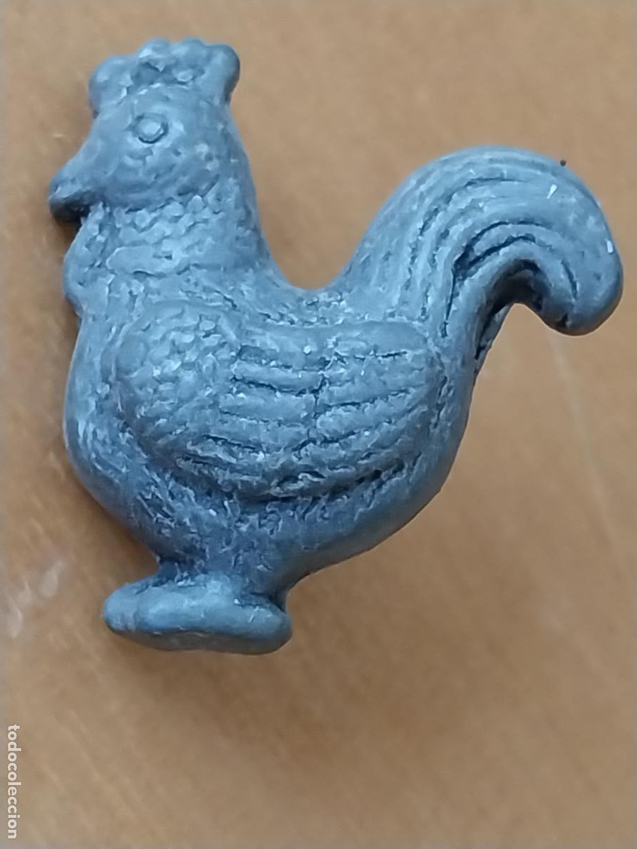 Pins de colecci&oacute;n: GALLO GALLINA PIN PINCHO METAL MATE 2.31CMS ALTO ORIGINAL USADO