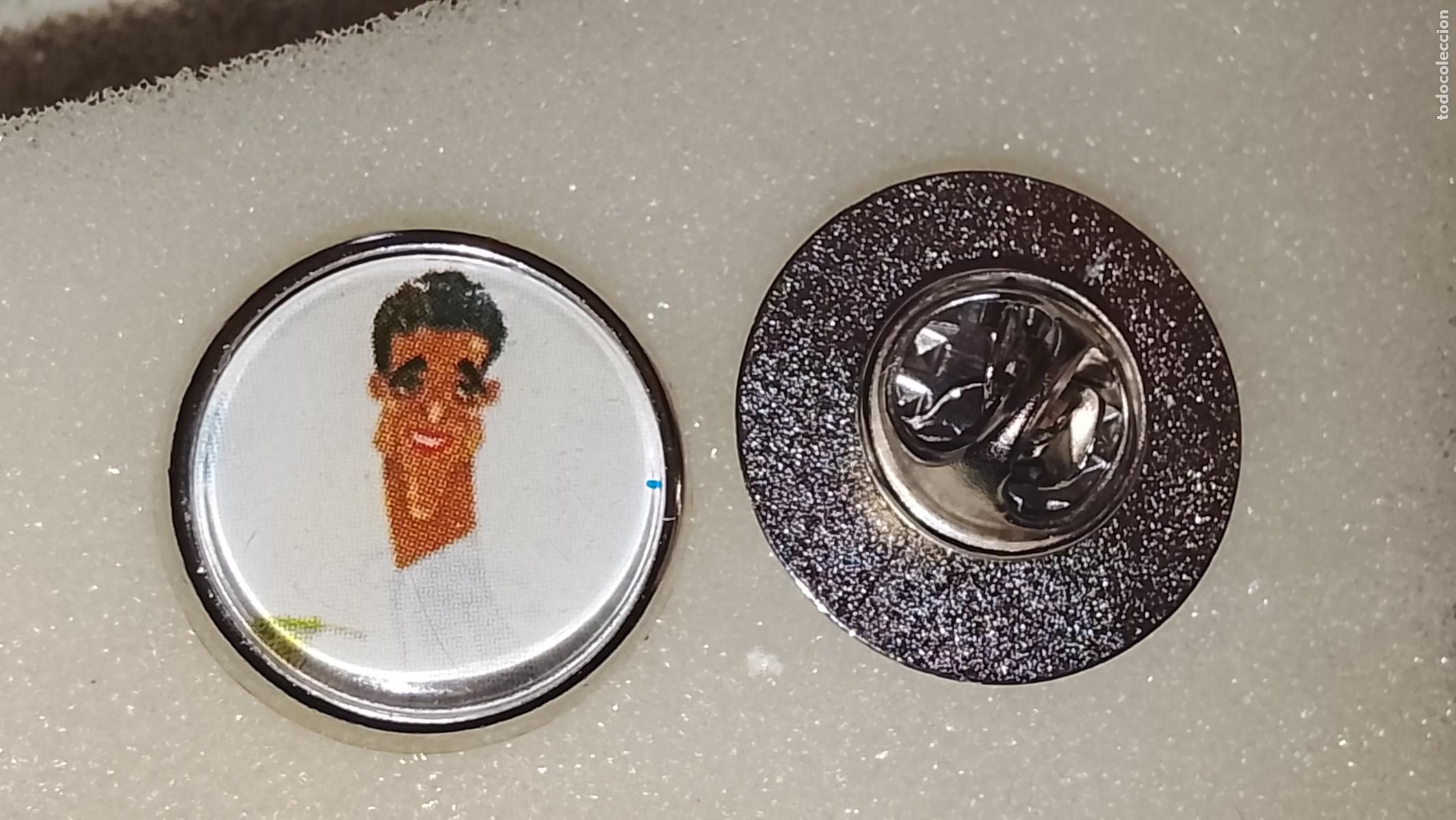 Pins de colecci&oacute;n: PIN REDONDO METAL - FUTBOL REAL MADRID IMAGENES CAJAS DE CERILLAS Y FOSFOROS Y ASES DEL FUTBOL
