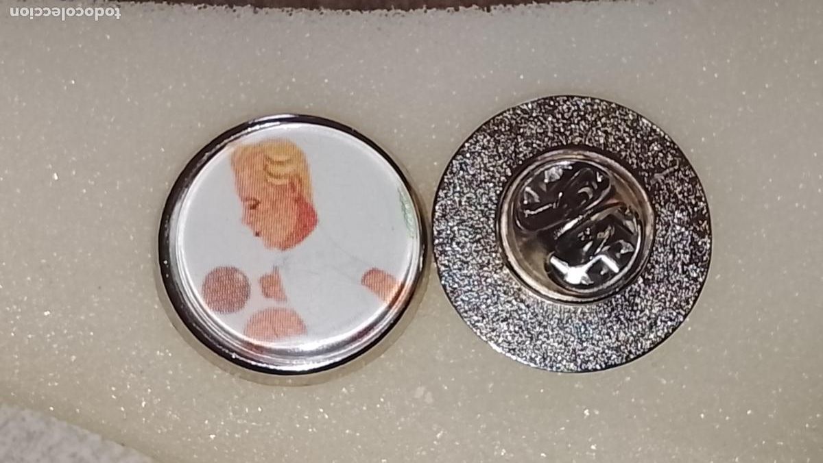 Pins de colecci&oacute;n: PIN REDONDO METAL - FUTBOL REAL MADRID IMAGENES CAJAS DE CERILLAS Y FOSFOROS Y ASES DEL FUTBOL