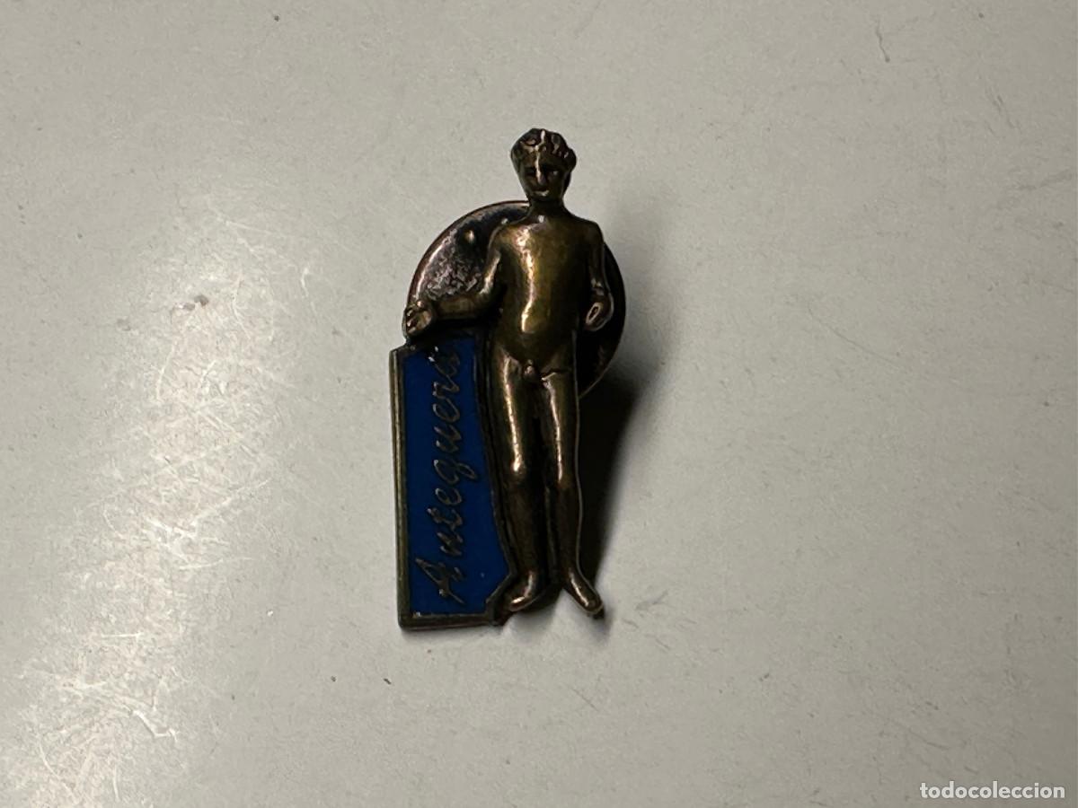 Pins de colecci&oacute;n: 2 PINS DE LOS MONUMENTOS DE ANTEQUERA - Foto 3