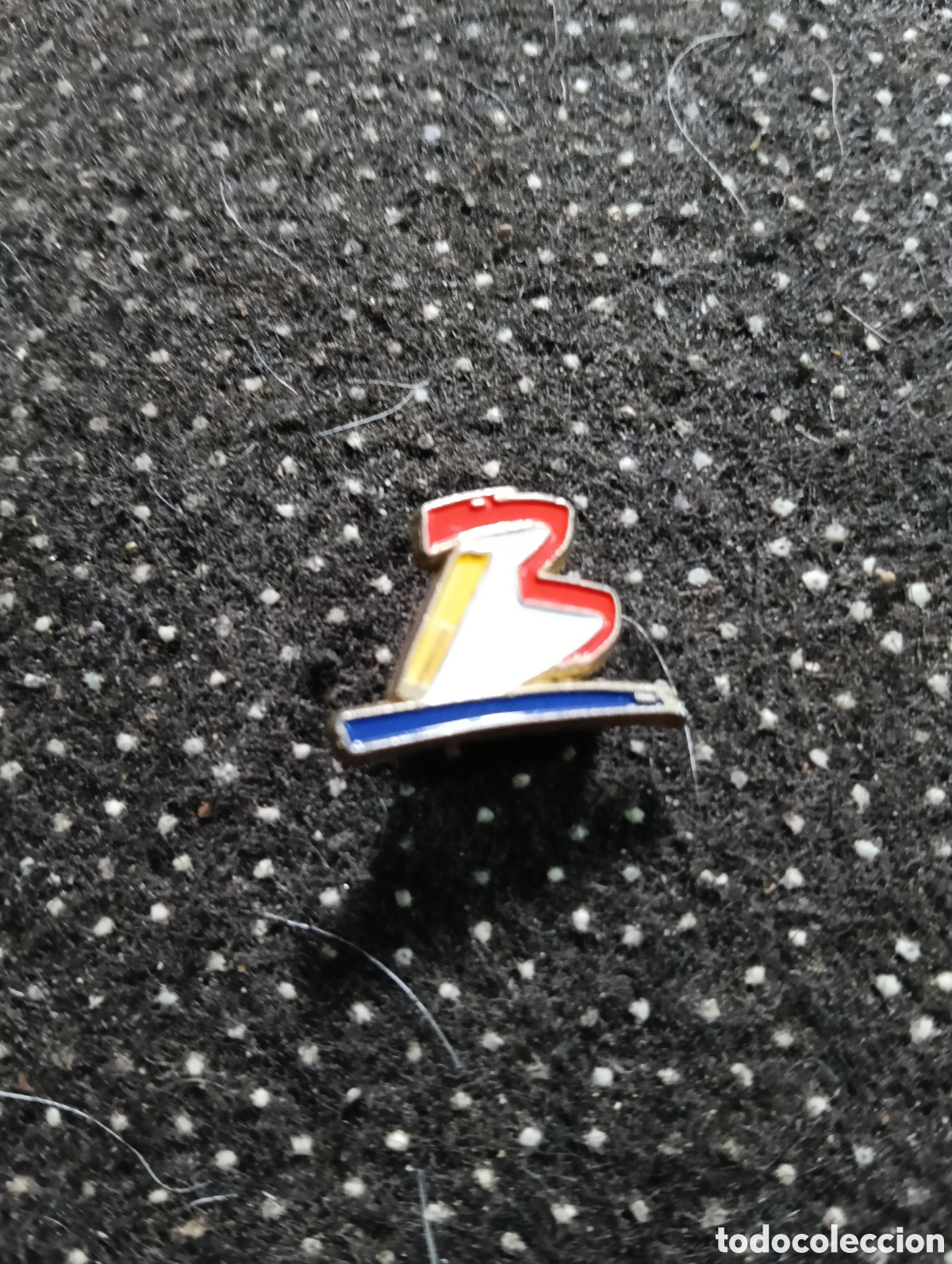 Pins de cole&ccedil;&atilde;o: PIN VINTAGE - BARCELONA M&Eacute;S QUE MAI - BARCELONA MAS QUE NUNCA