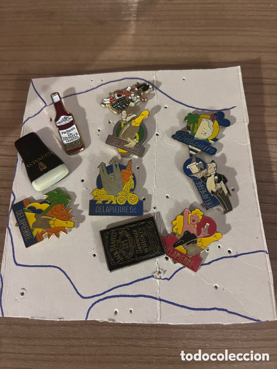 Pins de colecci&oacute;n: Pin bebidas cava delapierre - Foto 1