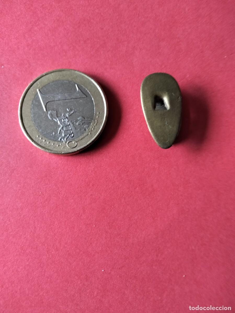 Pins de colecci&oacute;n: Pin esmalte AC Mil&aacute;n 1899 - Foto 2
