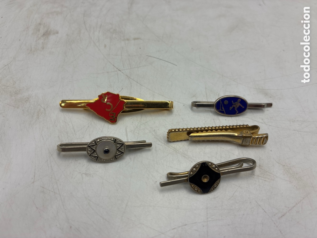 Pins de colecci&oacute;n: Lote de cinco Pisacorbatas antiguos.