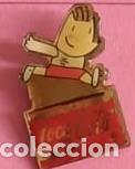 Pins de colecci&oacute;n: Varios E00381: Pin Coca Cola con Cobi - Varios