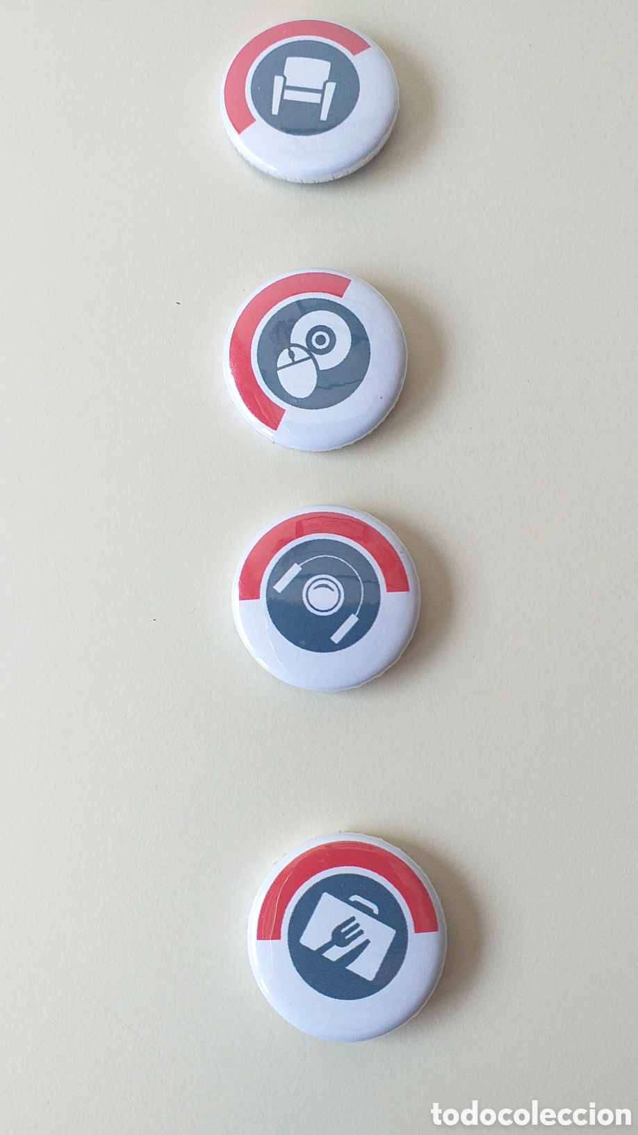 Pins de colecci&oacute;n: 4 chapas alfiler nuevas # DIFERENTES #