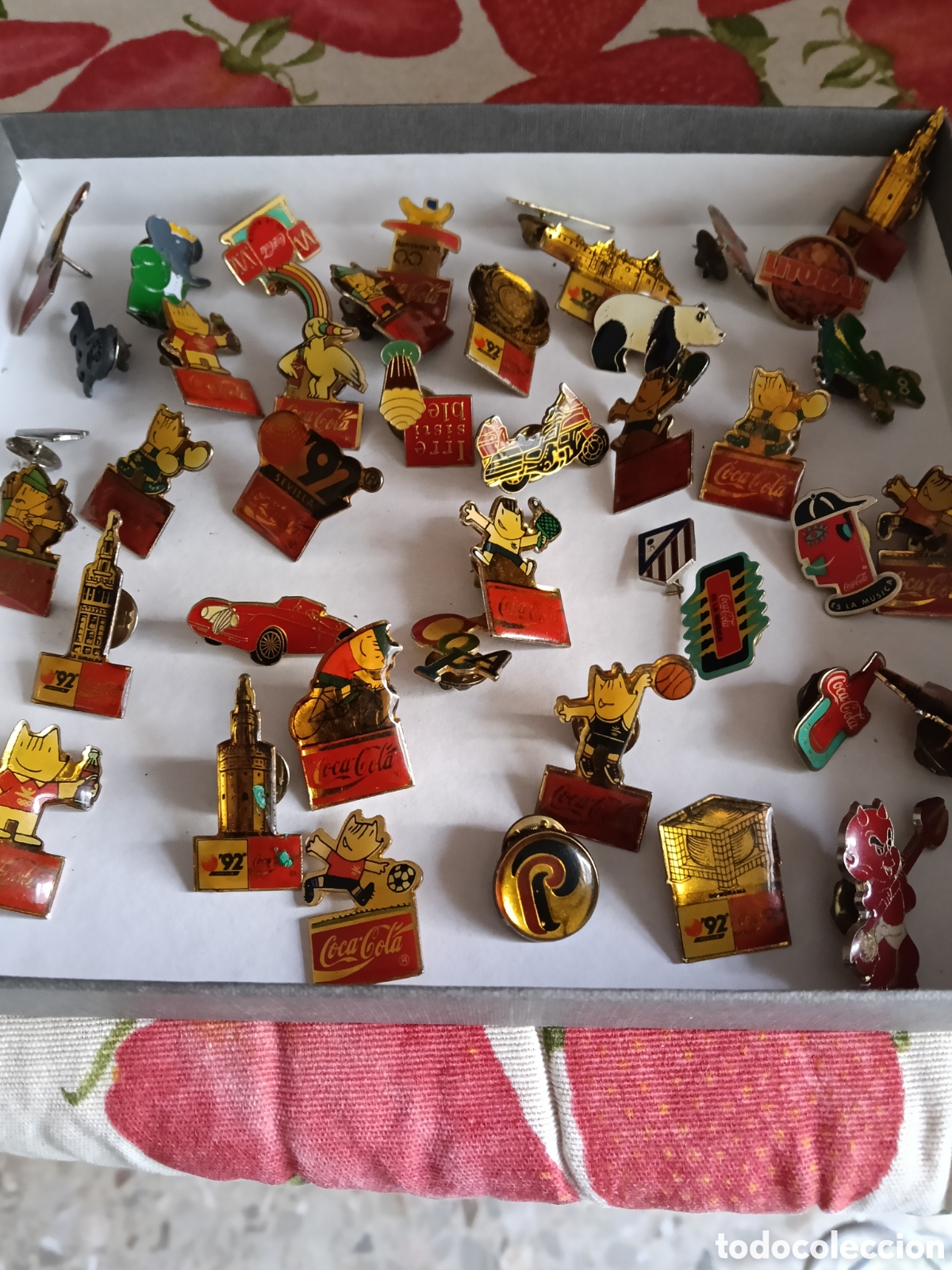 Pins de colecci&oacute;n: Pins en mayor&iacute;a de la Espo - Foto 7