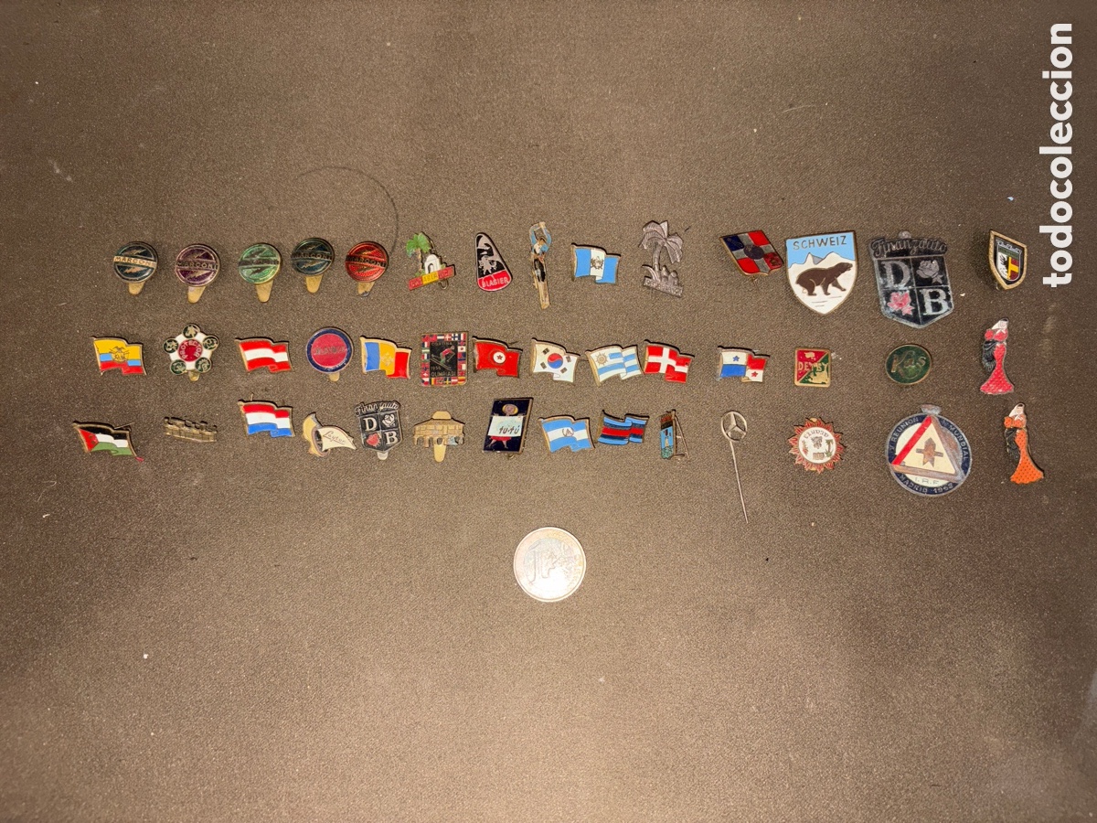 Pins de colecci&oacute;n: Lote de 42 pins o insginia antiguos,publicidad,banderas de pa&iacute;ses,etc*ver fotos*