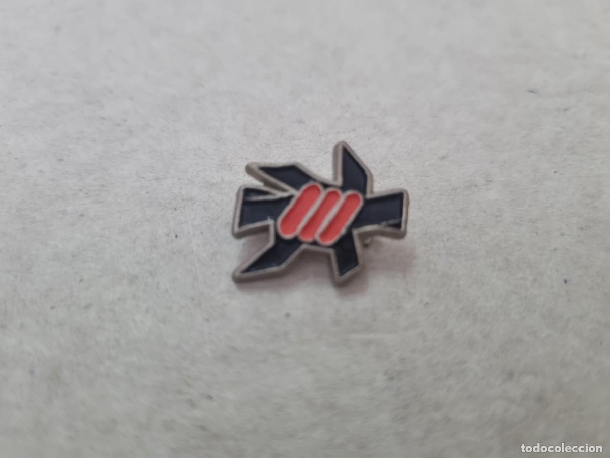 Pins de colecci&oacute;n: Insignia Pol&iacute;tica vasca