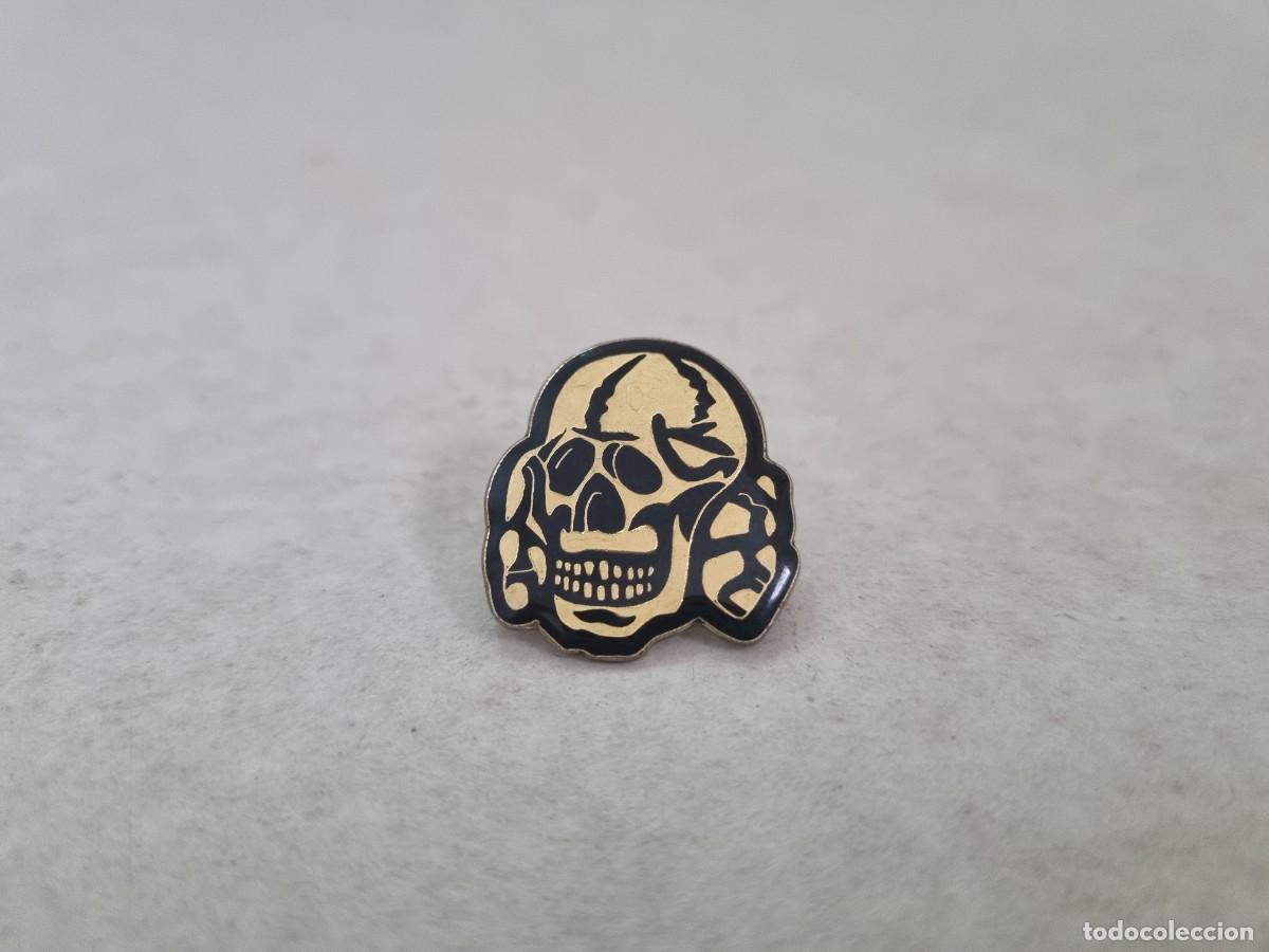 Pins de colecci&oacute;n: Pin Calavera Totenkopf de la S.S