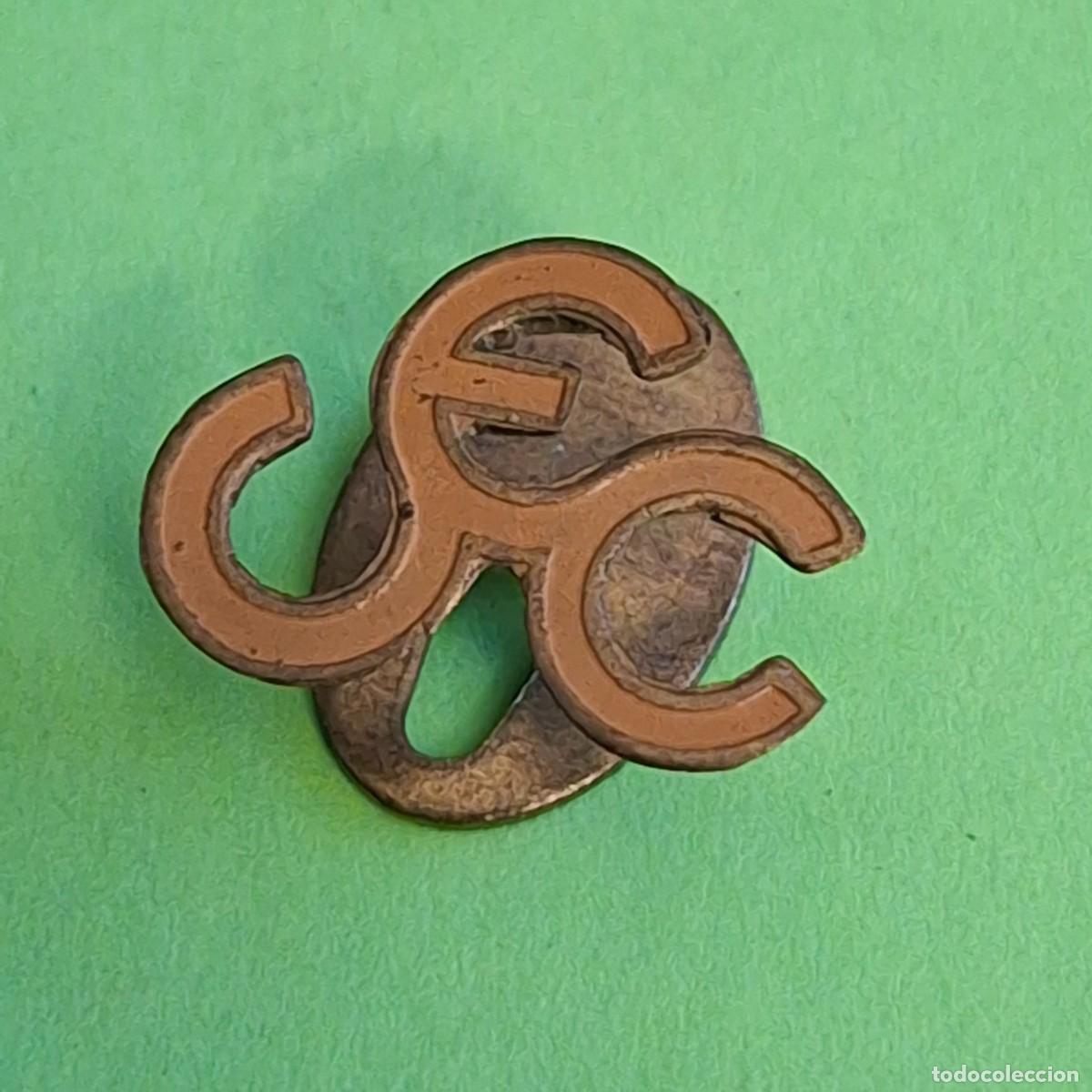 Pins de colecci&oacute;n: C.E.C. CLUB EXCURSIONISTA DE CATALUNYA - ANTIGUA INSIGNIA OJAL SOLAPA PIN