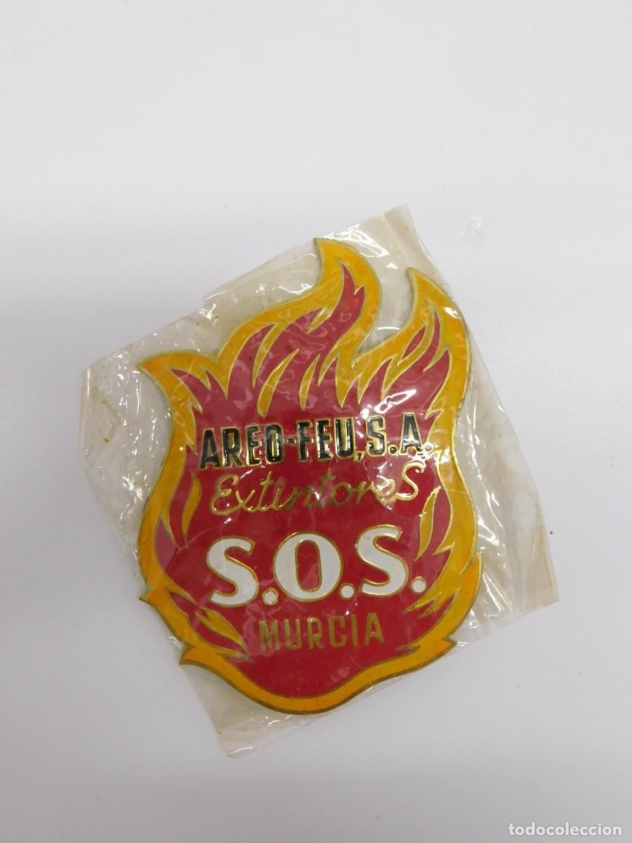 Pins de colecci&oacute;n: INSIGNIA SOS - AREO-FEU SA - EXTINTORES MURCIA