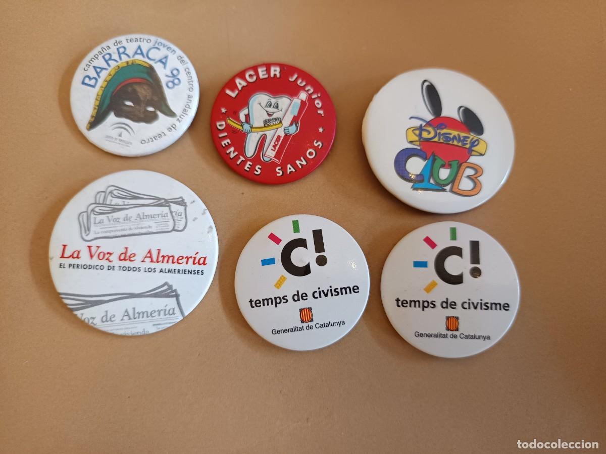 Pins de colecci&oacute;n: Chapas publicitarias a&ntilde;os 90. La voz de Almer&iacute;a, la Barraca, Lacer, Club Disney, Generalitat Cat.