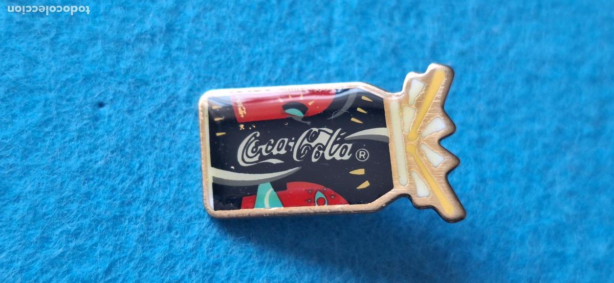 Pins de colecci&oacute;n: PIN DE COCA-COLA. COCA-COLA ES LA M&Uacute;SICA. LATA EXPLOSIVA. A&Ntilde;OS 90.