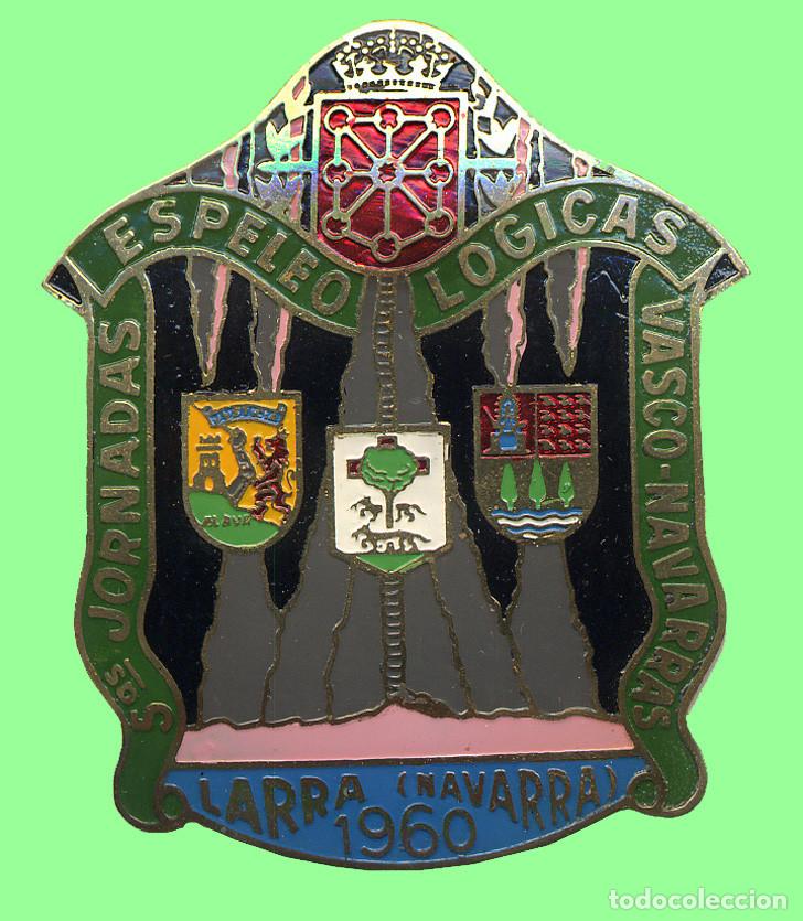 Pins de colecci&oacute;n: ANTIGUA CHAPA V JORNADAS ESPLEOLOGICAS VASCO-NAVARRAS 1960 - ESPELEOLOGIA CUEVA