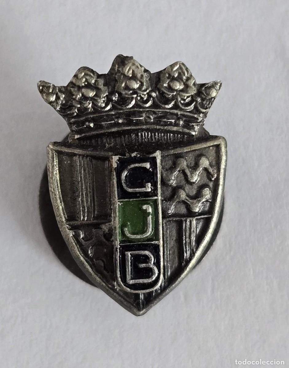 Pins de colecci&oacute;n: Antigua Insignia de Solapa - B&aacute;squet Club Juventud Badalona.