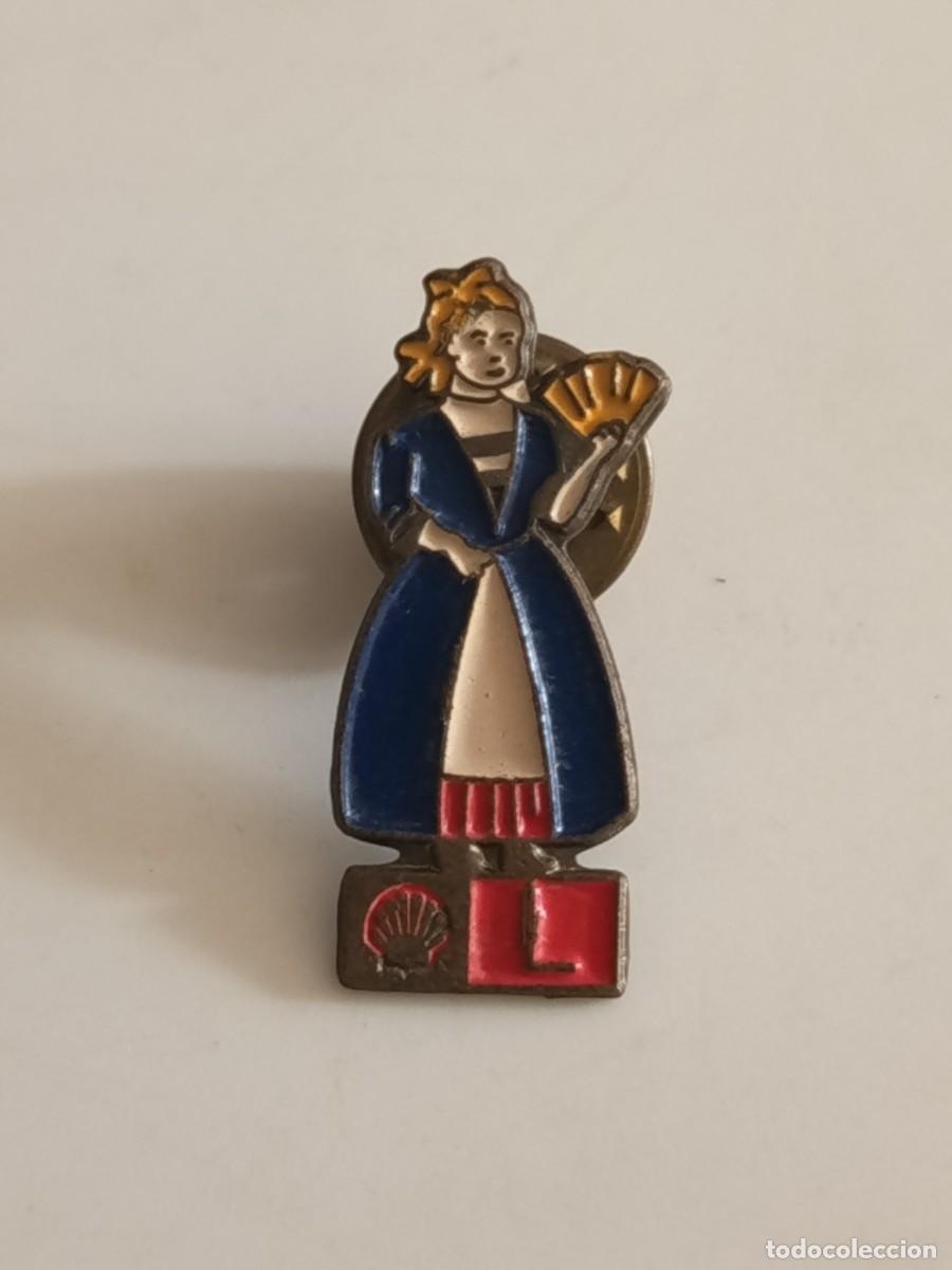 Pins de colecci&oacute;n: PINS LUBRICANTES SHELL EL DE LA IMAGEN