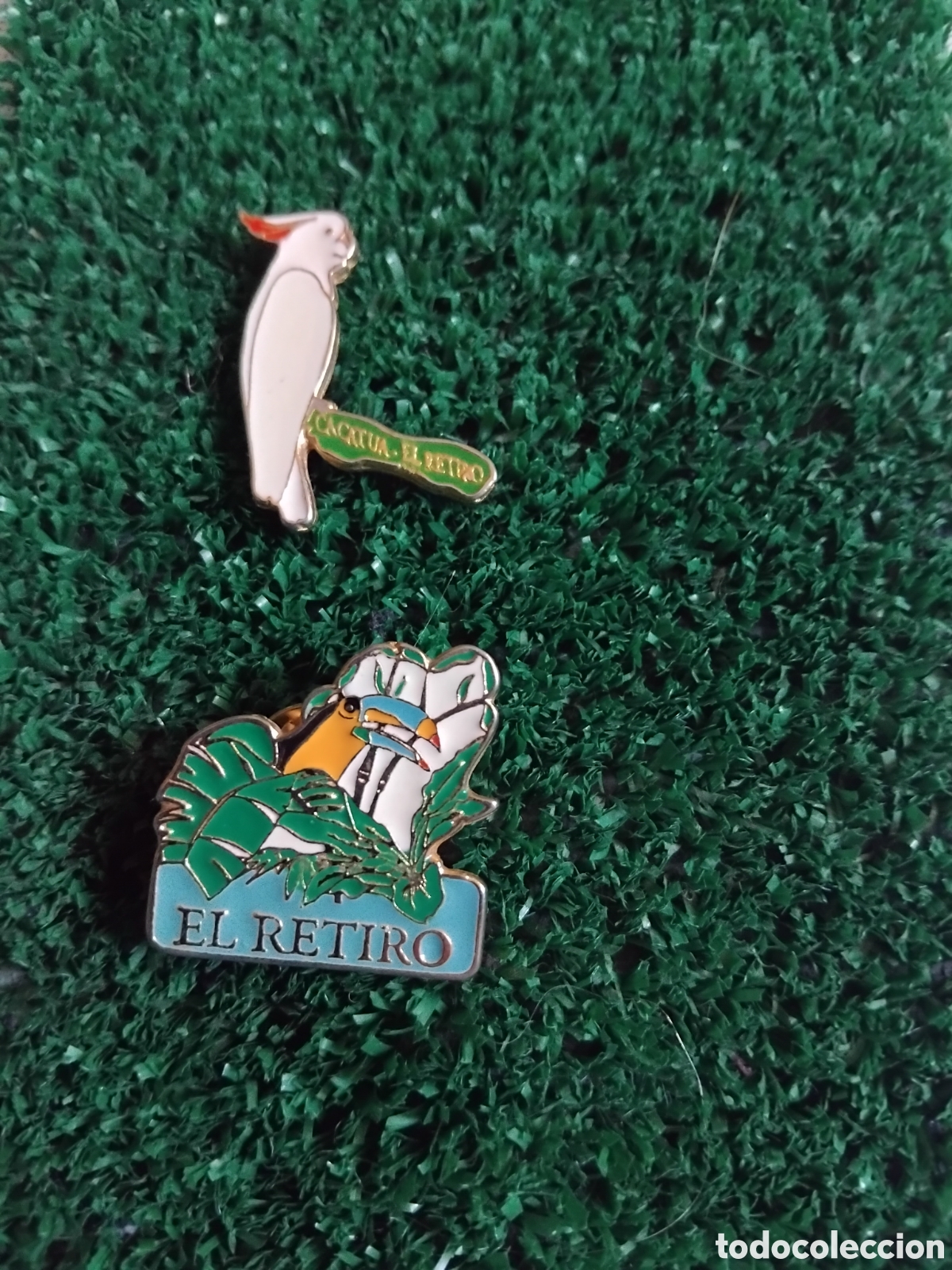 Pins de colecci&oacute;n: Lote de 2 pins del Retiro