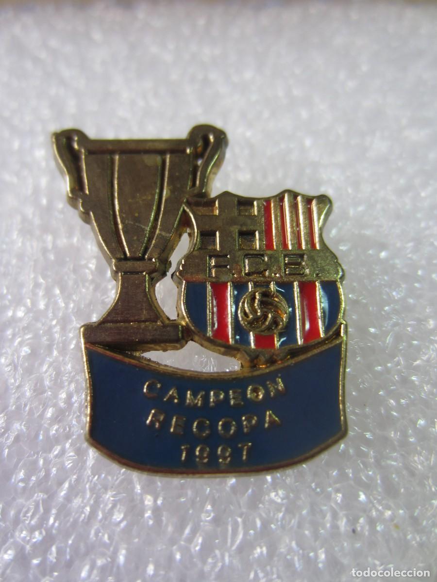 Pins de colecci&oacute;n: Pin Deportivo Futbol FC Barcelona Campeon Recopa 1997