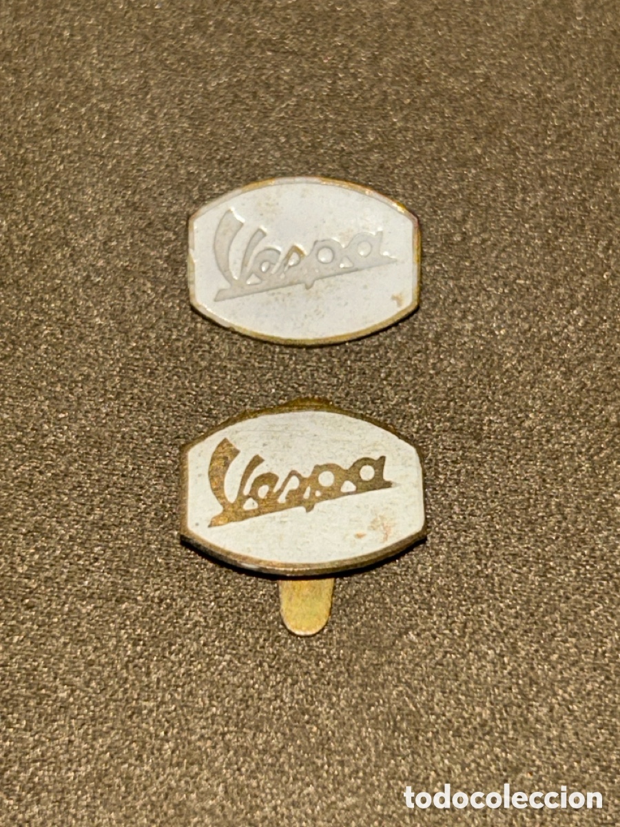 Pins de colecci&oacute;n: LOTE DE 2 PIN, INSIGNIA MOTO VESPA COLOR BLANCO *VER FOTOS*