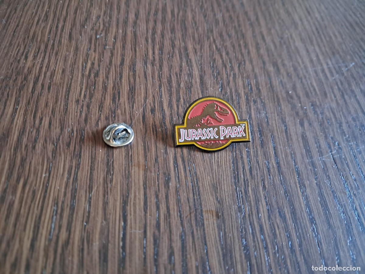 Pins de colecci&oacute;n: pin de cine, Jurassic Park.